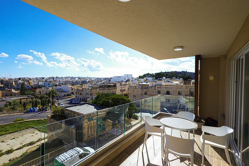 2 Bedroom Apartment for Long Let in Pembroke - €2,300/month