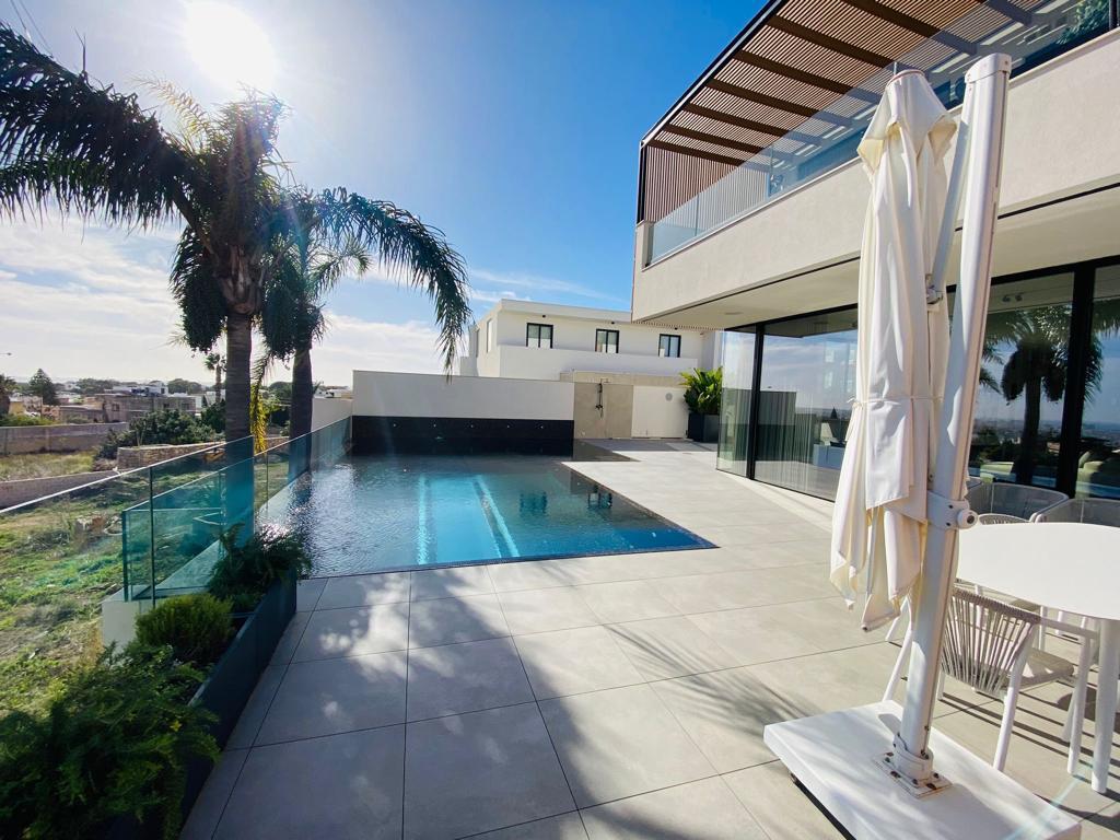 4 Bedroom Villa for Long Let in Madliena - €35,000/month photo 3