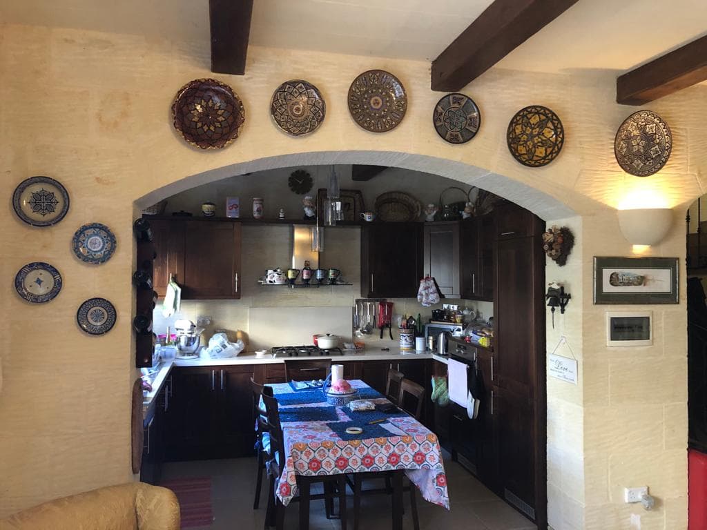 3 Bedroom Ensuite Farmhouse for Long Let in Nadur - €1,800/month