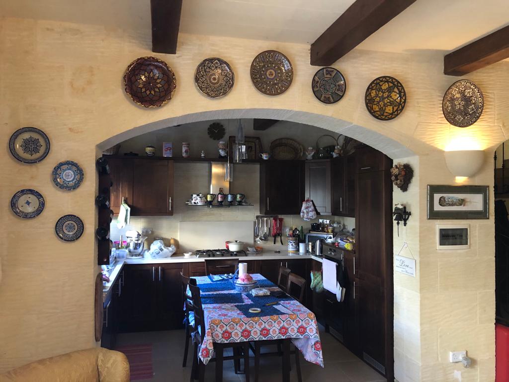 3 Bedroom Ensuite Farmhouse for Long Let in Nadur - €1,800/month