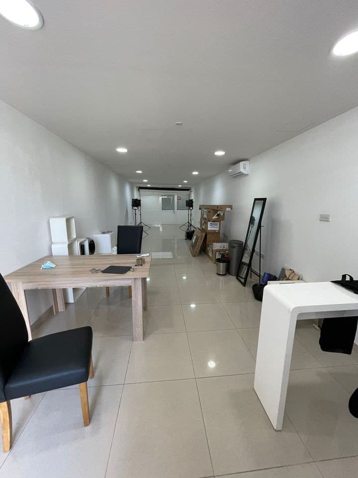 Shop for Long Let in Swieqi - €1,400/month