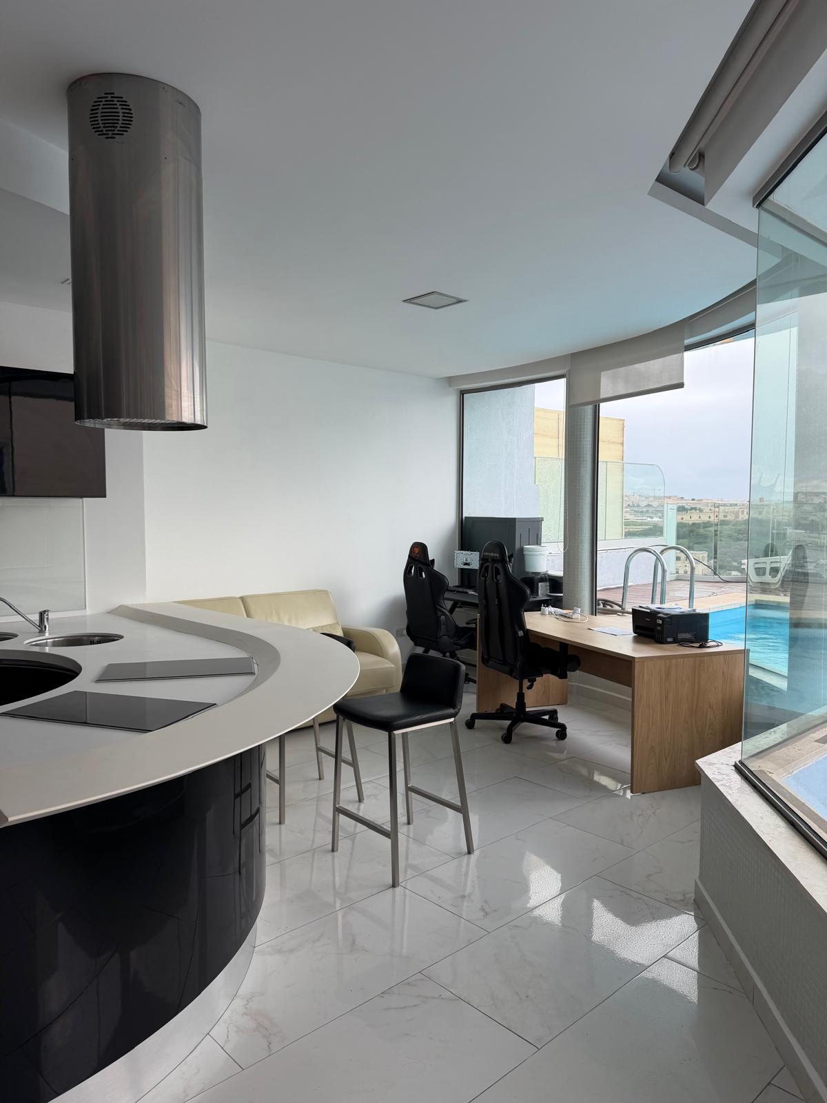 3 Bedroom Ensuite Penthouse for Long Let in Sliema - €4,500/month photo 4