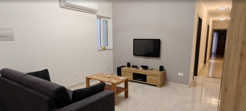 3 Bedroom Apartment for Long Let in Tarxien - €1,600/month photo 3