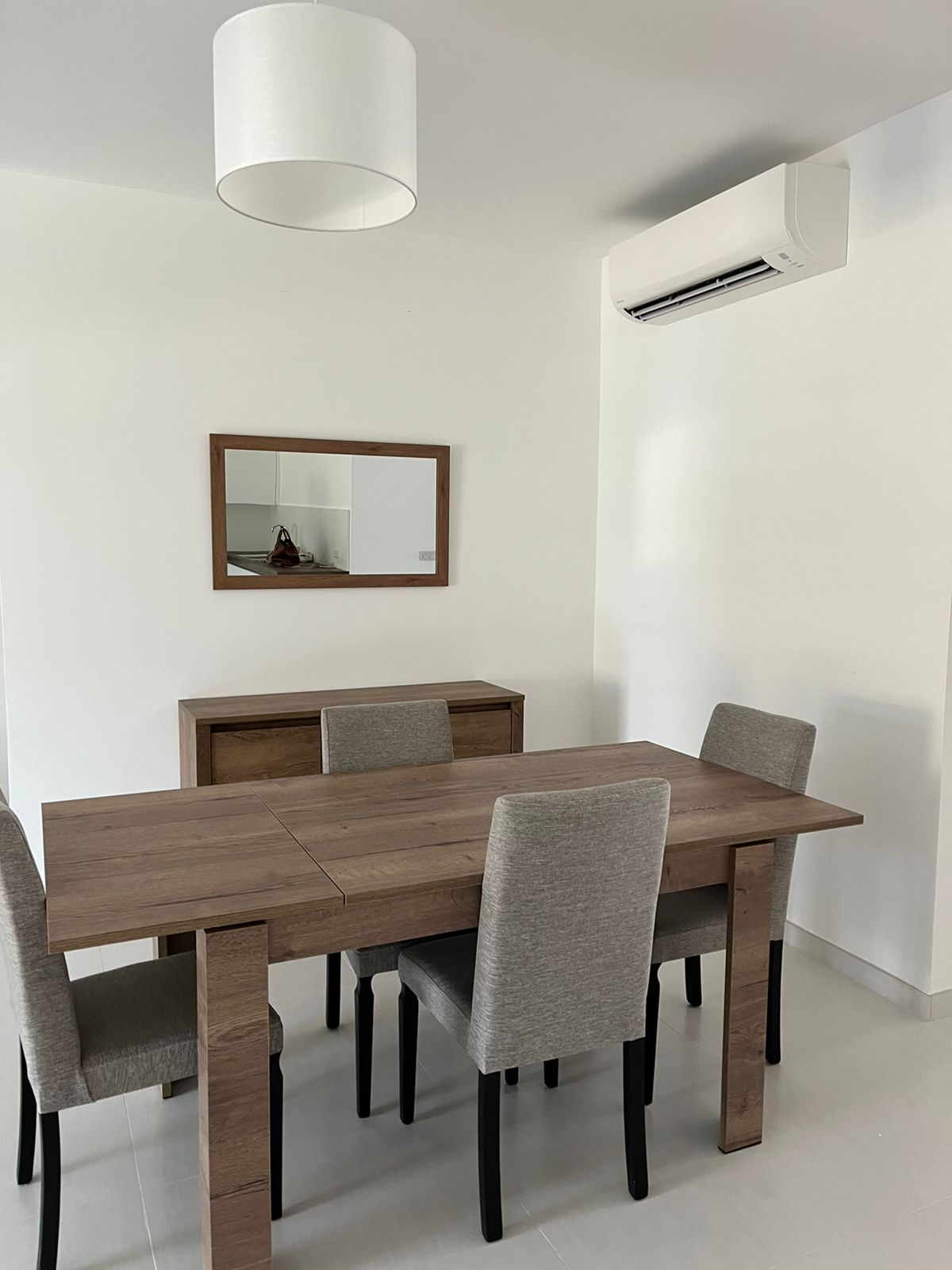 3 Bedroom Ensuite Maisonette for Long Let in Baħar iċ-Ċagħaq - €2,000/month