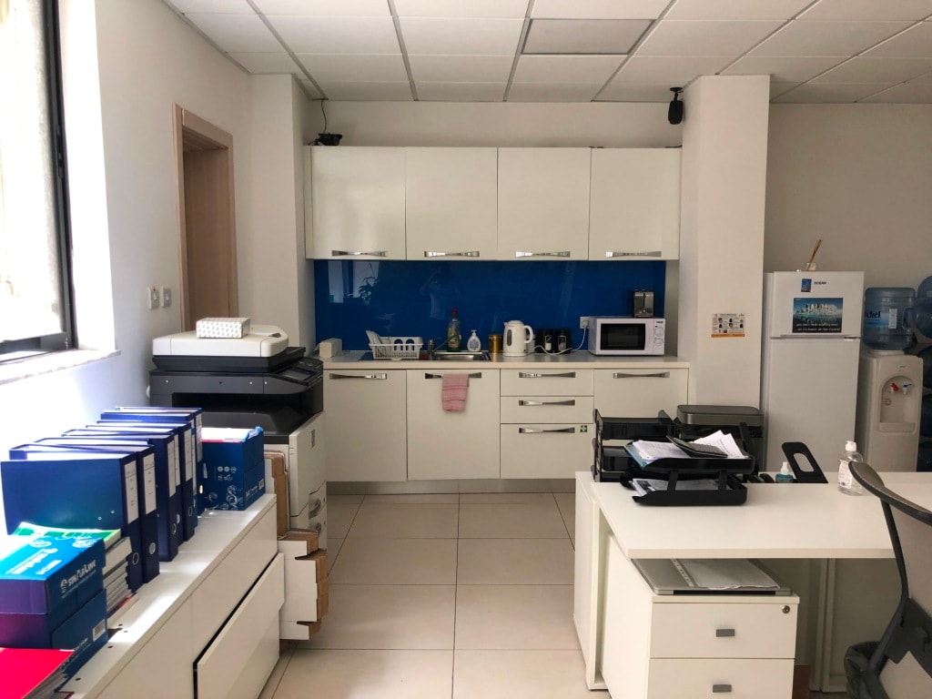 Office for Long Let in Sliema - €2,000/month photo 4