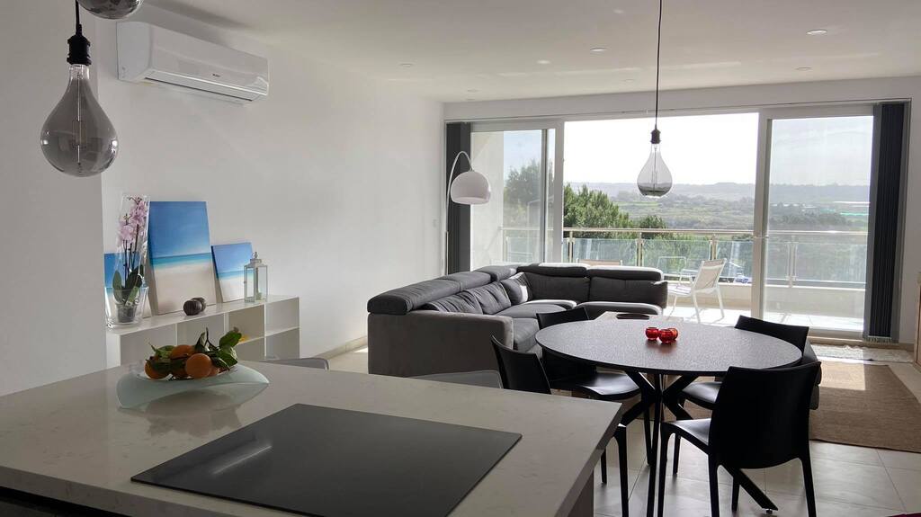 3 Bedroom Apartment for Long Let in Qawra - €1,800/month photo 4