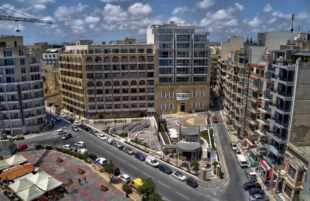 Shop for Long Let in Sliema - €3,450/month
