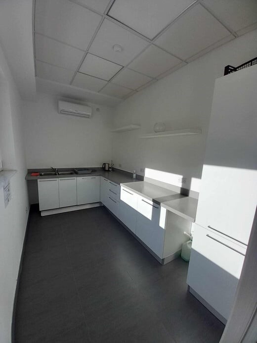 Office for Long Let in Sliema - €5,000/month photo 7