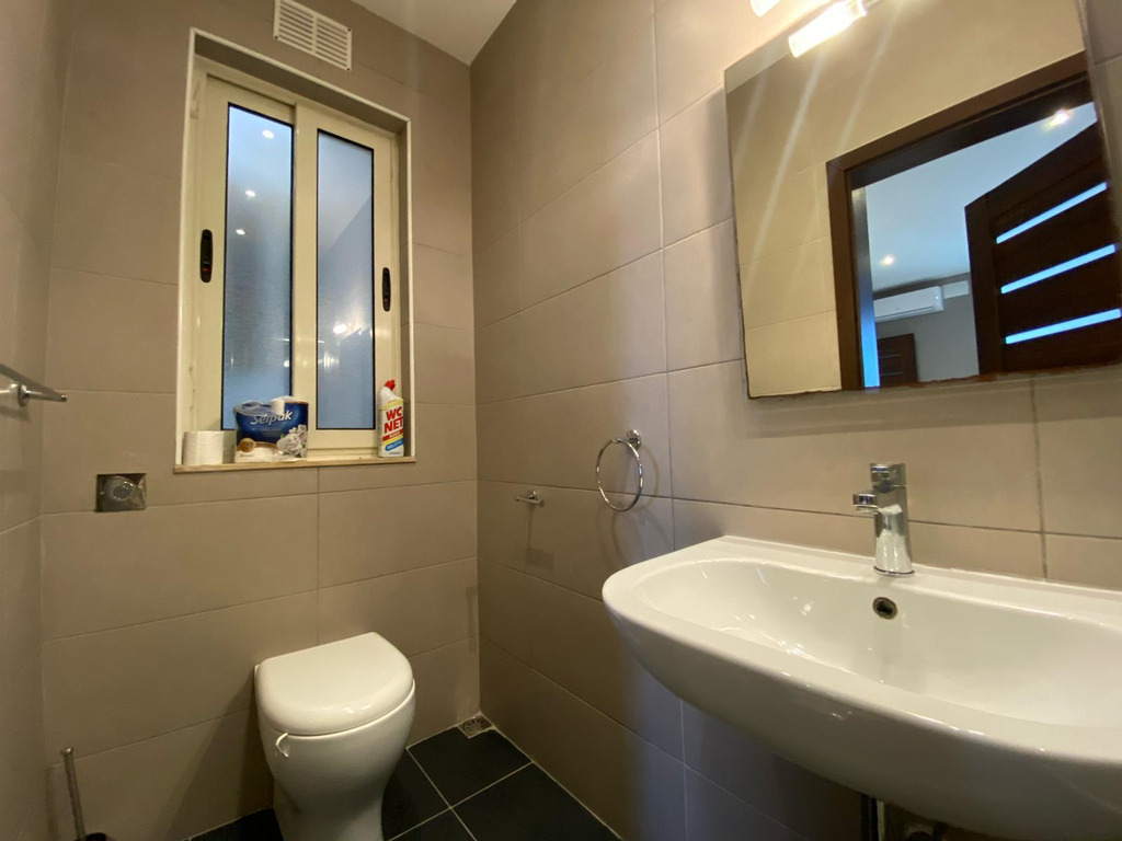 2 Bedroom Apartment for Long Let in Swieqi - €2,000/month photo 11