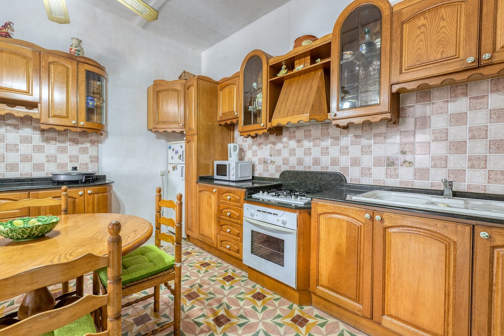 2 Bedroom Apartment for Long Let in Ta' Xbiex - €1,200/month photo 6
