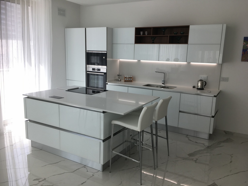 1 Bedroom Ensuite Apartment for Long Let in Sliema - €2,500/month photo 19