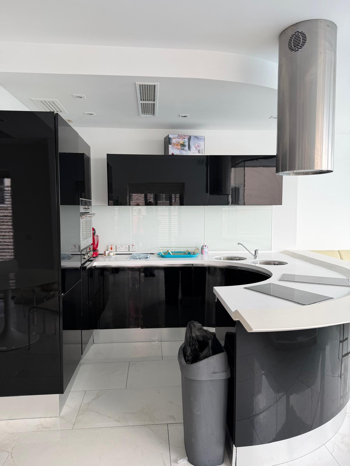 3 Bedroom Ensuite Penthouse for Long Let in Sliema - €4,500/month photo 3