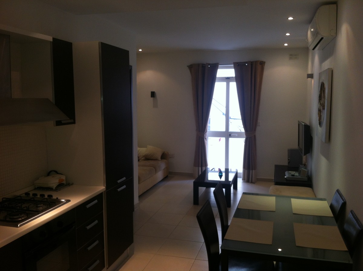 1 Bedroom Apartment for Long Let in St. Julian's - €1,250/month photo 4