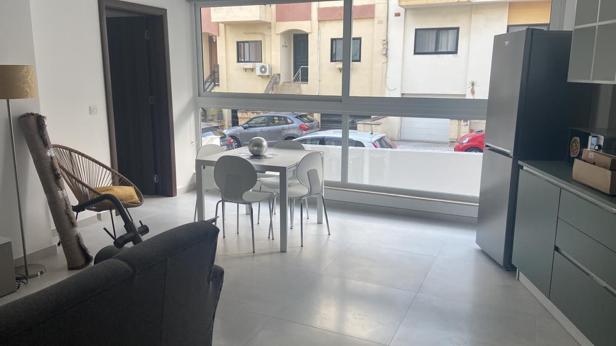 2 Bedroom Ensuite Apartment for Long Let in Ibraġ - €1,549/month