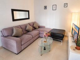 Spacious & Well-Presented 3-Bedroom Apartment in Swiegi (Ibragg) photo 2