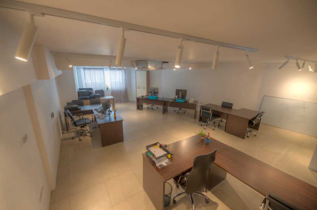 Office for Long Let in St. Julian's - €1,500/month photo 5