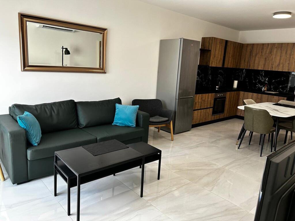 1 Bedroom Penthouse for Long Let in St. Paul's Bay - €1,300/month photo 4