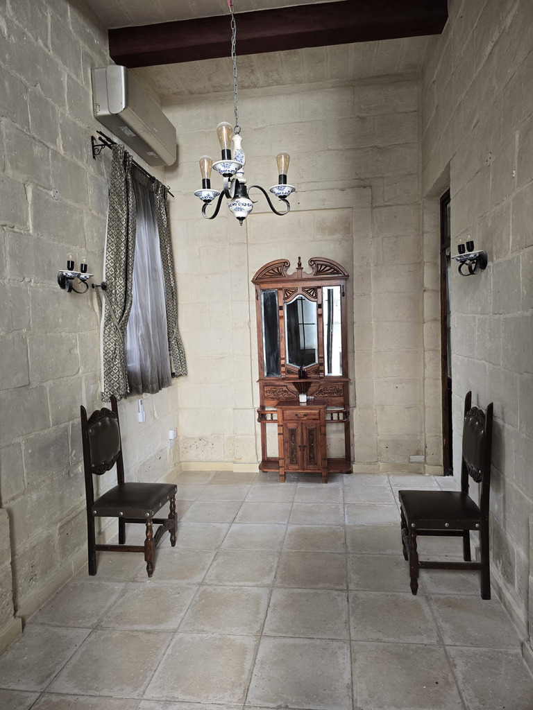 3 Bedroom Townhouse for Long Let in Sliema - €4,500/month photo 7