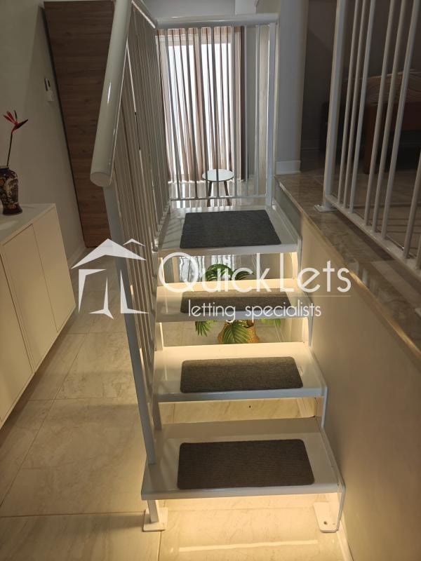 QORMI | Studio MAISONETTE  | €1,300 /month photo 3
