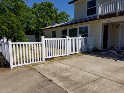 Vinyl Picket Fence