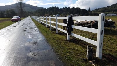 Vinyl 3-Rail Fence