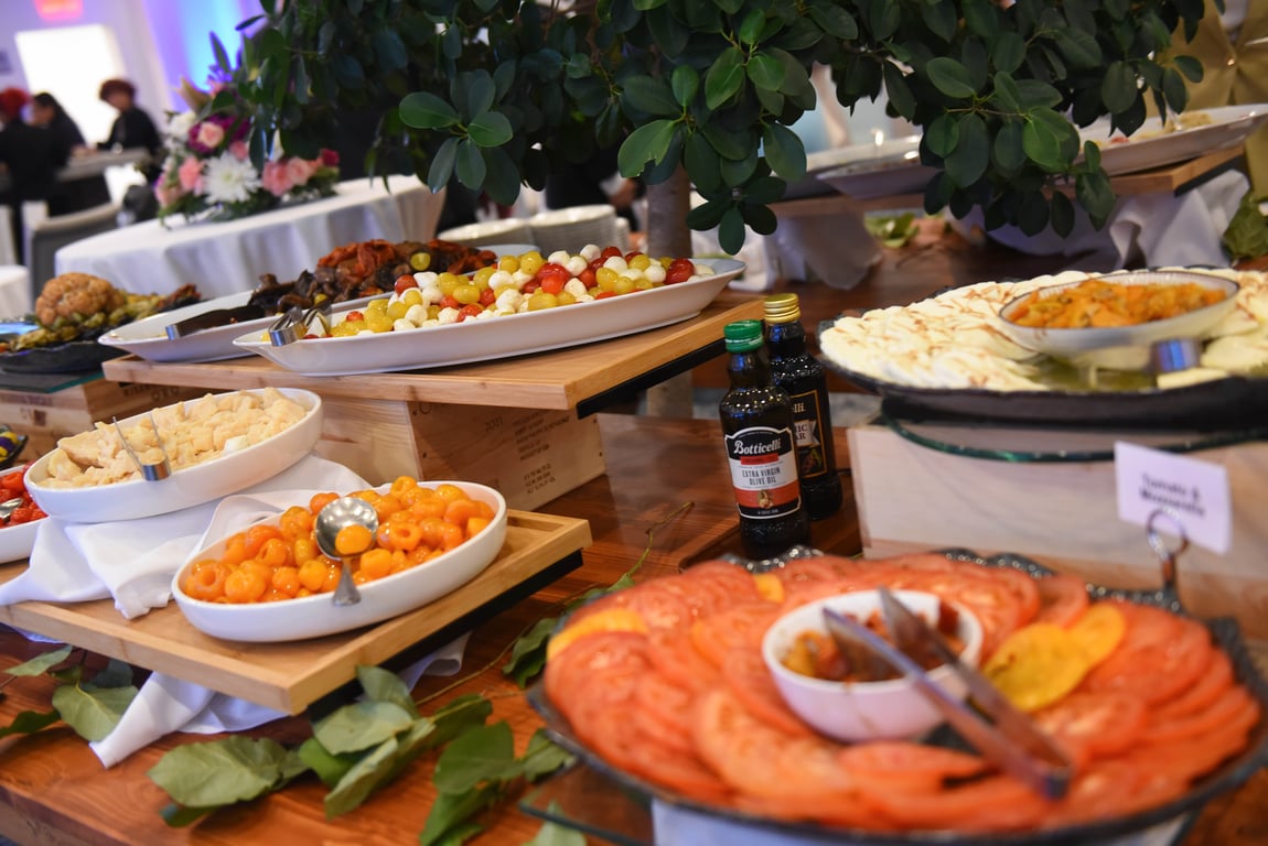 Gallery photo from a previous HMADS gala