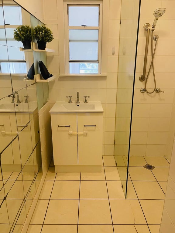 Mount Gravatt 3Bedroom 1 Bathroom House