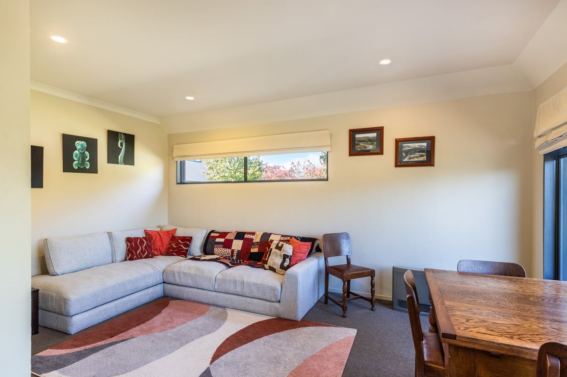 Hawai Holiday House - Large Family Bach - Wi-Fi