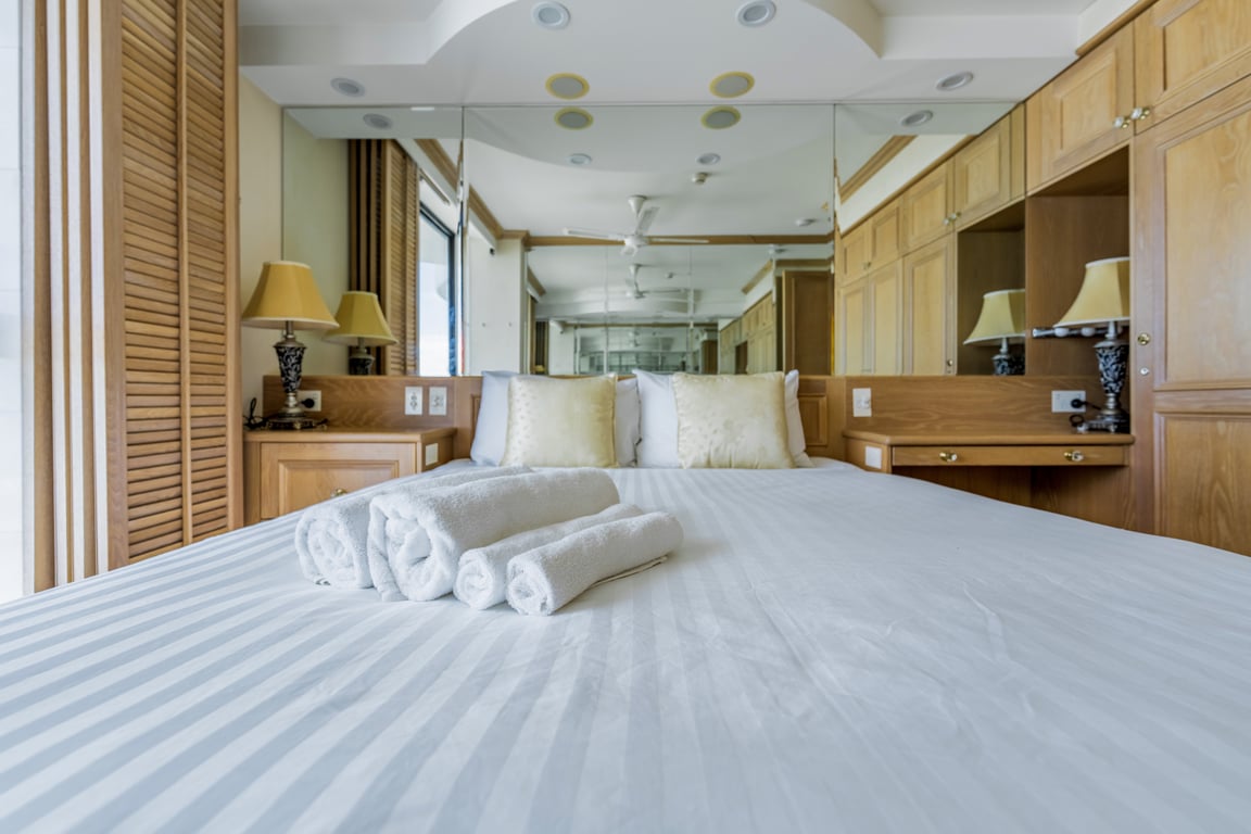 1 Bedroom Deluxe Apartment