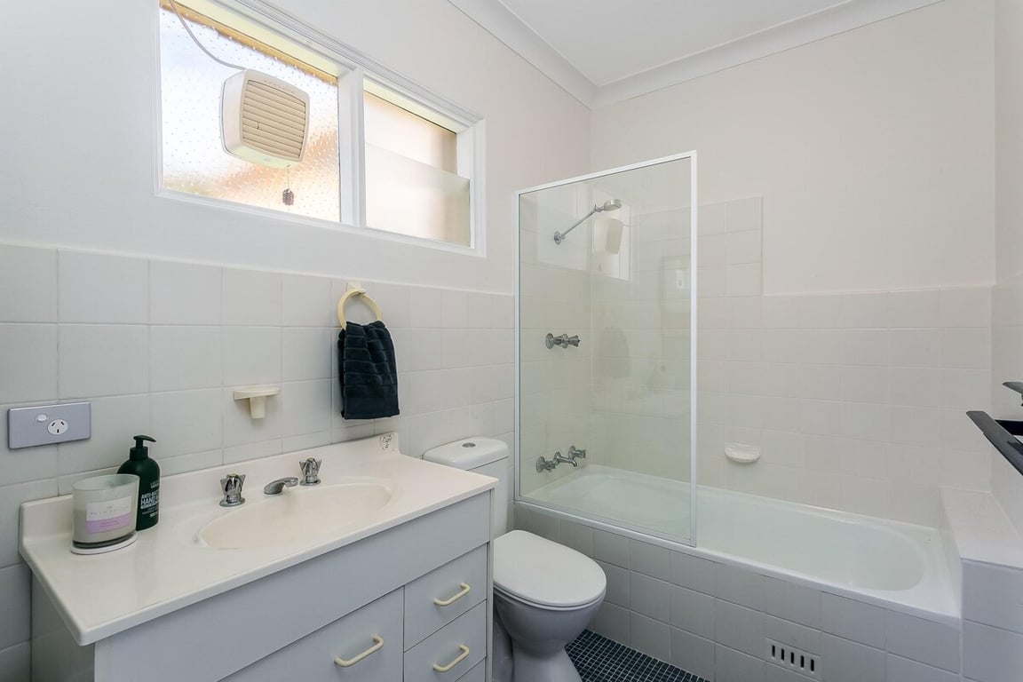 MOS17 - Mosman Moments | Relaxed Living With Water Views