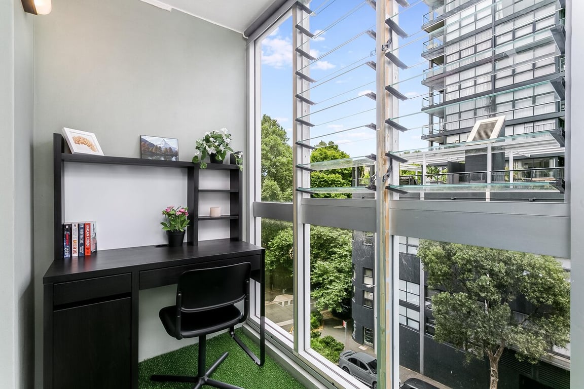 SHL28 - Surry Hills Secret | Convenient Relaxed Living