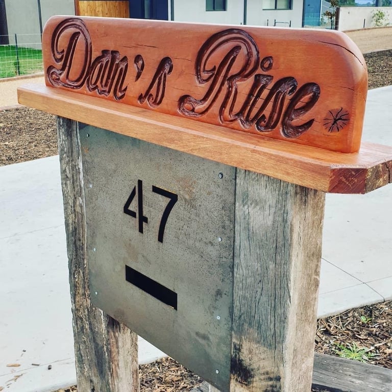 Dan's Rise - Family home with pool