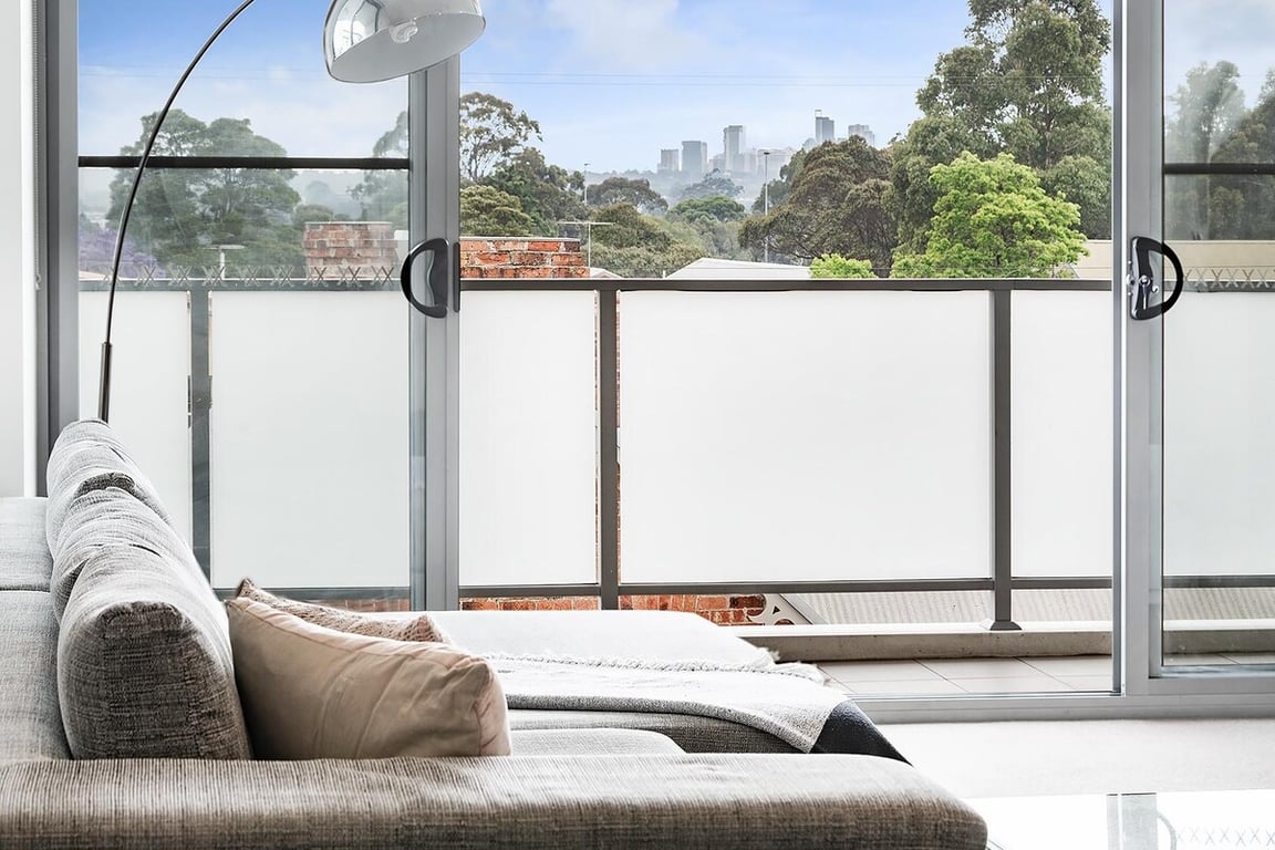 GLAD1 - Gladesville Getaway | Modern Laidback Living