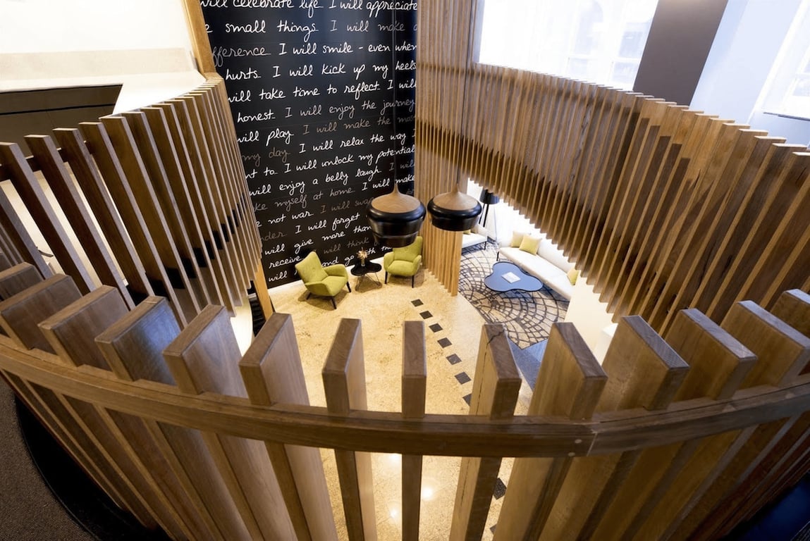 PI702 - CBD Crib | Stylish Studio With Cityscape Views