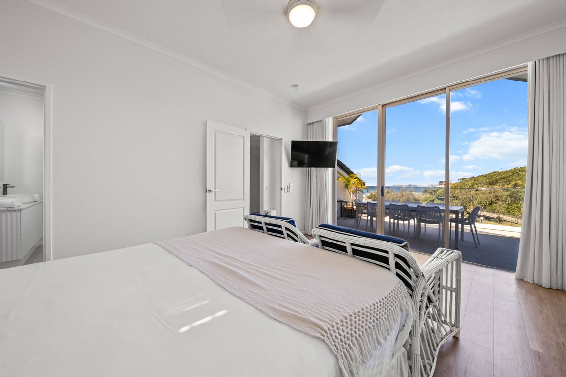 3 Bedroom Penthouse Pool and Ocean View-Unit 20 with A/C