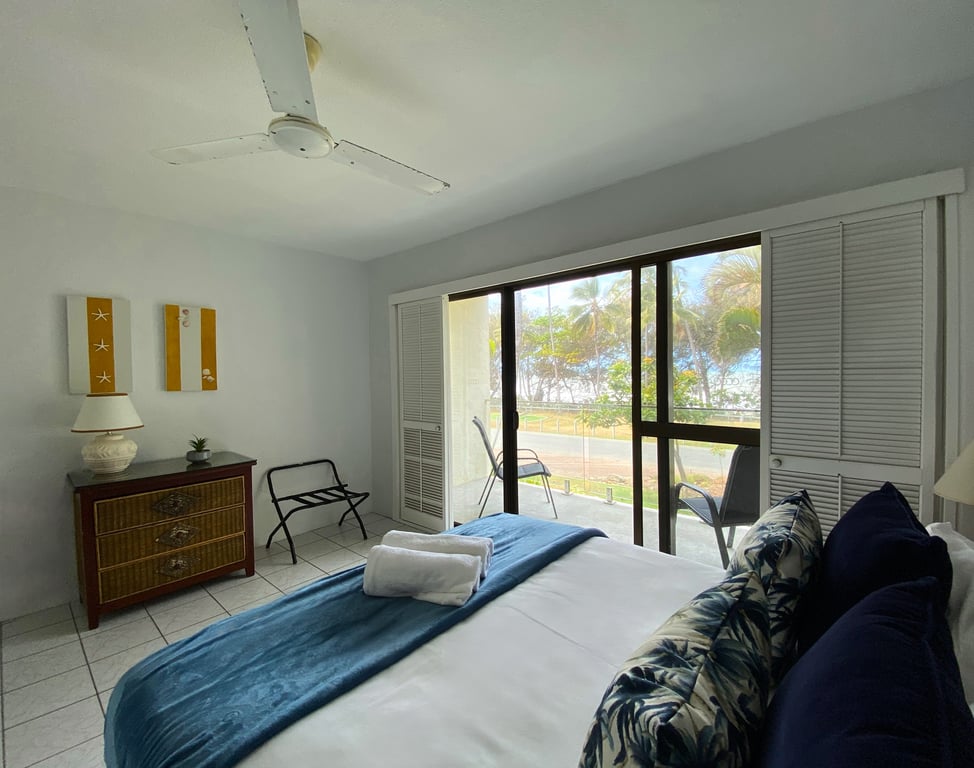 2 Bedroom / 2 Bathroom Beachfront Apartment
