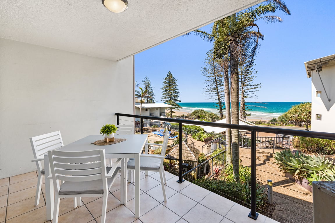 BR 2 Bedroom Apartment