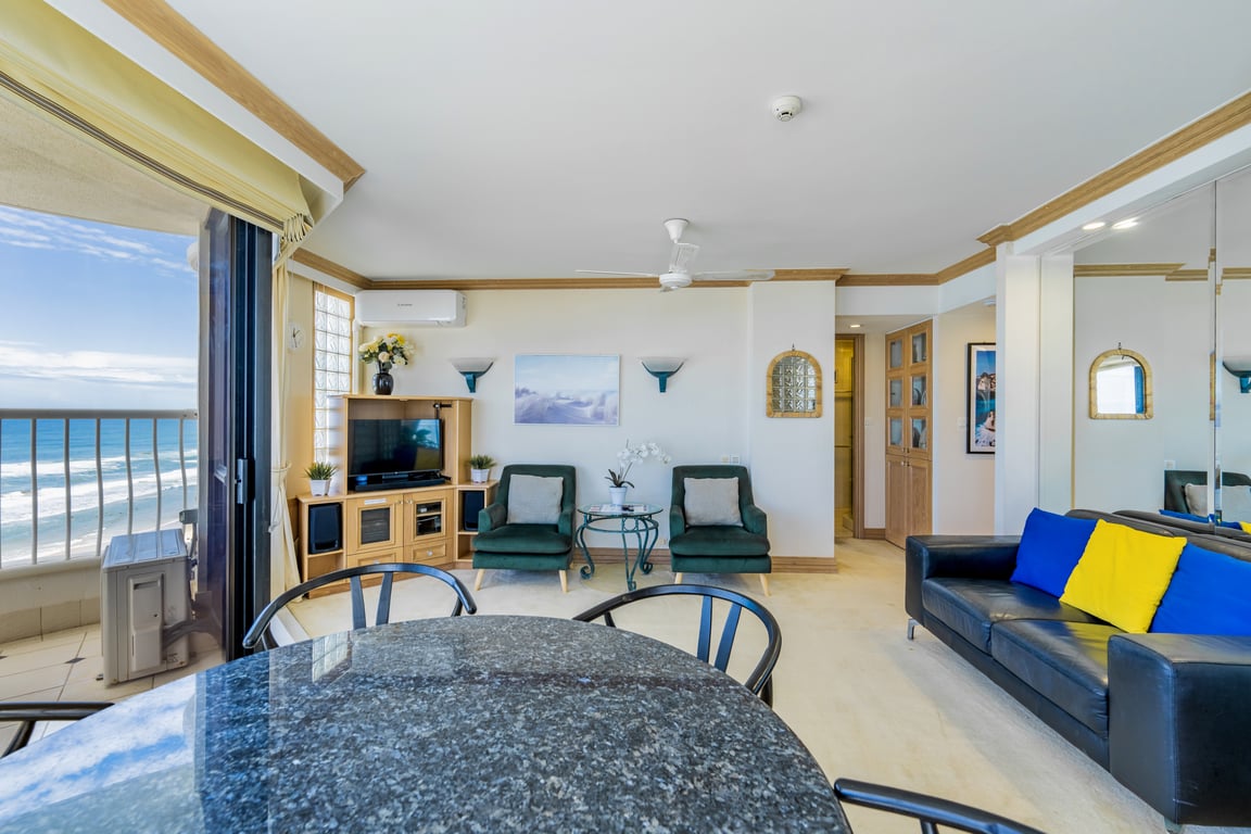 1 Bedroom Deluxe Apartment