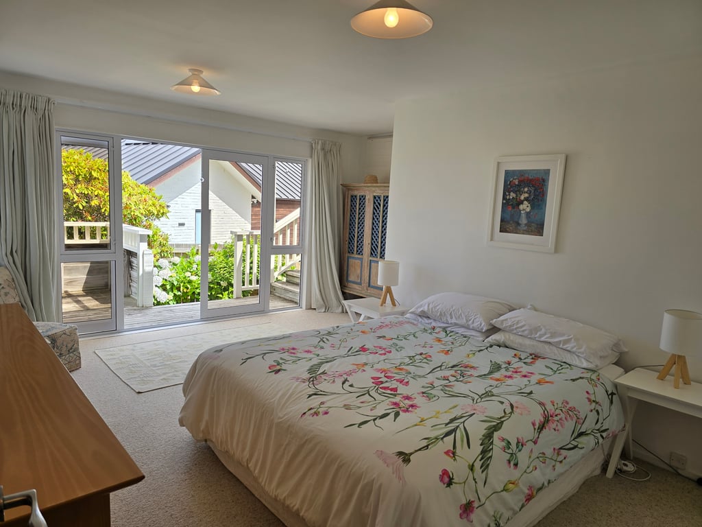 Heeni Street - Great Location Near The Lake