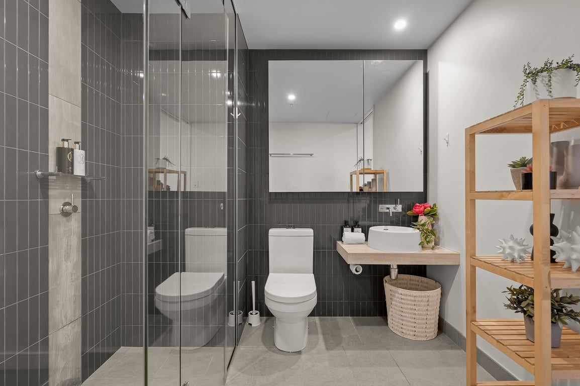 Cosy CBD Park Views Retreat! 1 Bedroom | 1 Bathroom | Free Parking