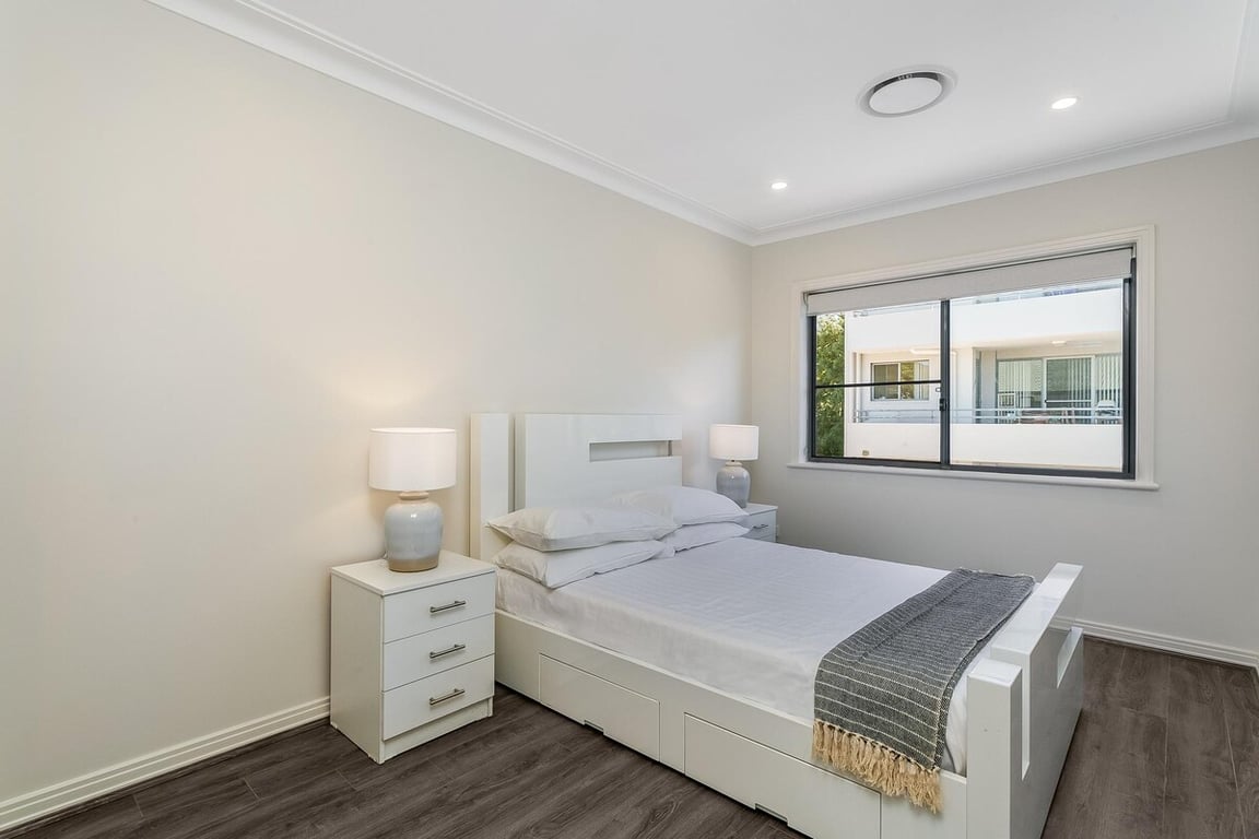 DY008 - Dee Why Comfort | Laidback Living By The Beach