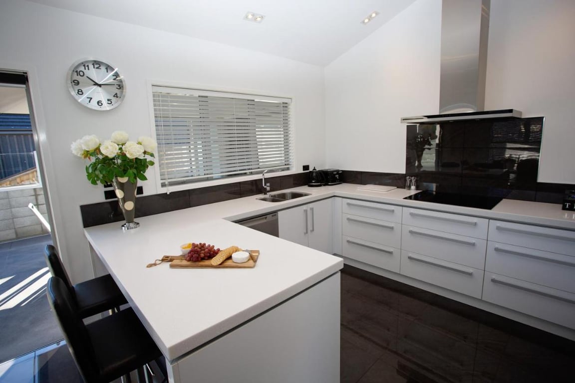 Luxury on Rutherford