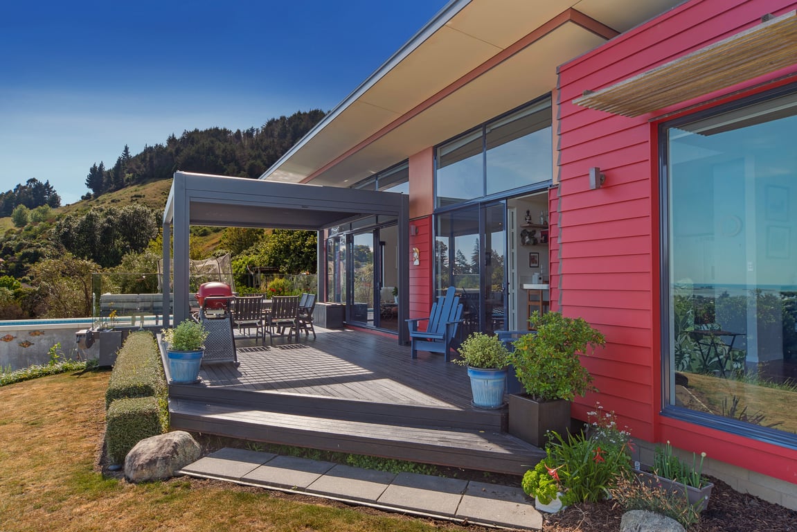 Pohutukawa House - Views, Pools, Serenity!