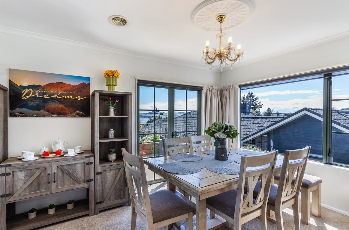 The Good Shepherd - Large Family Home 