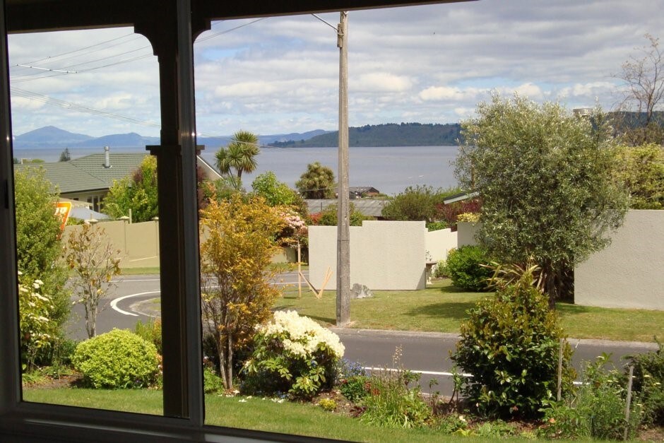 Shepherd House - Large Home With Hot Pool And Wi-Fi
