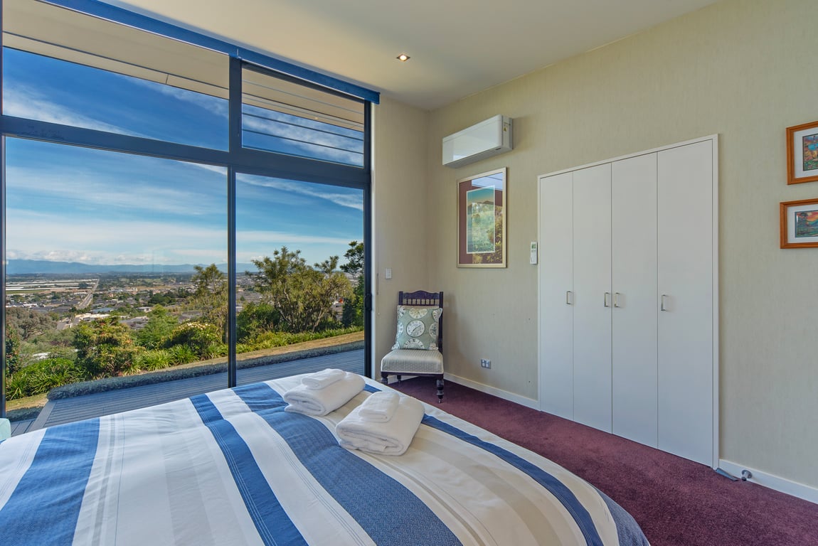 Pohutukawa House - Views, Pools, Serenity!