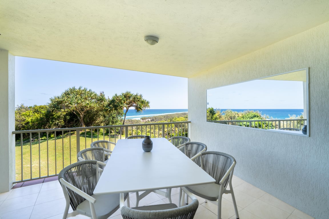 Deluxe Ocean View Apartment