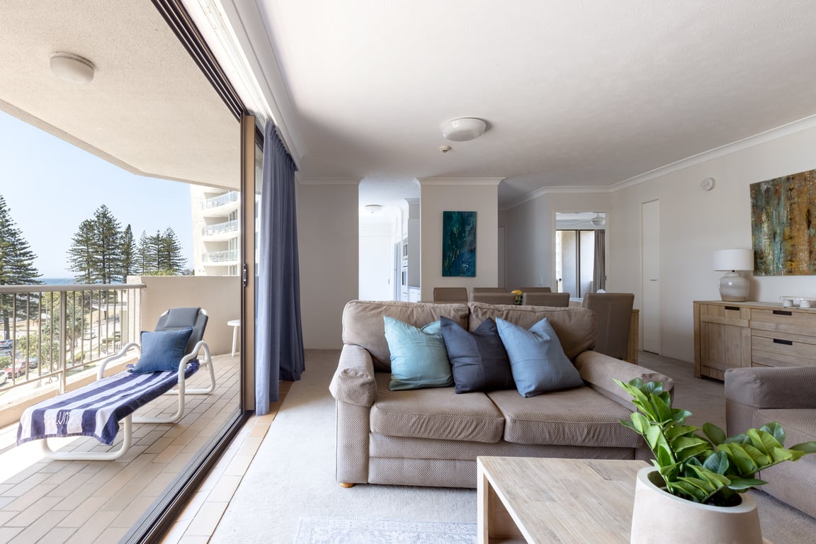 2 Bedroom Deluxe Apartment