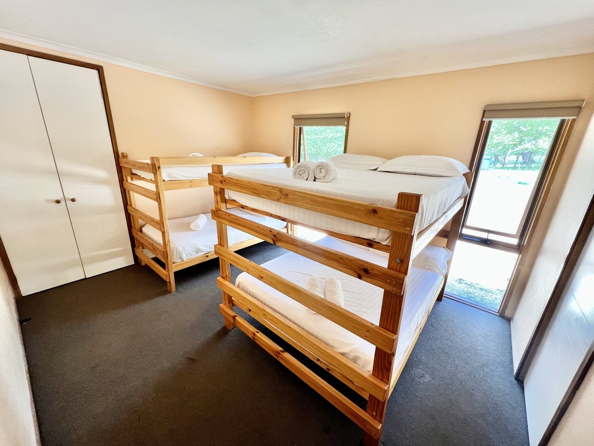 Albaski Lodge Room 3