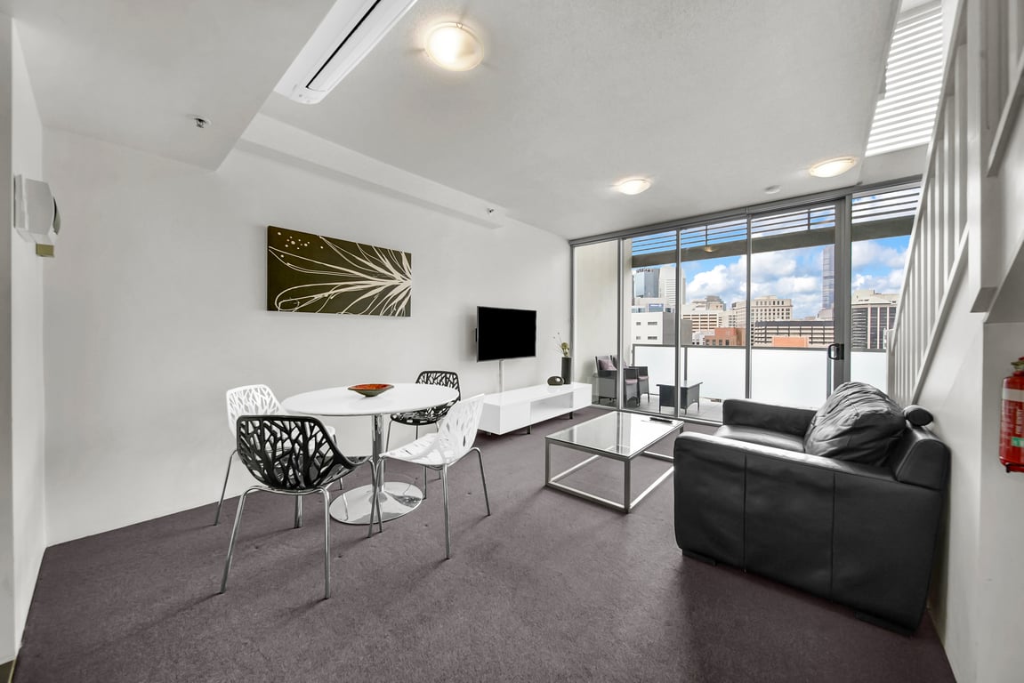 1 Bedroom Apartment Loft